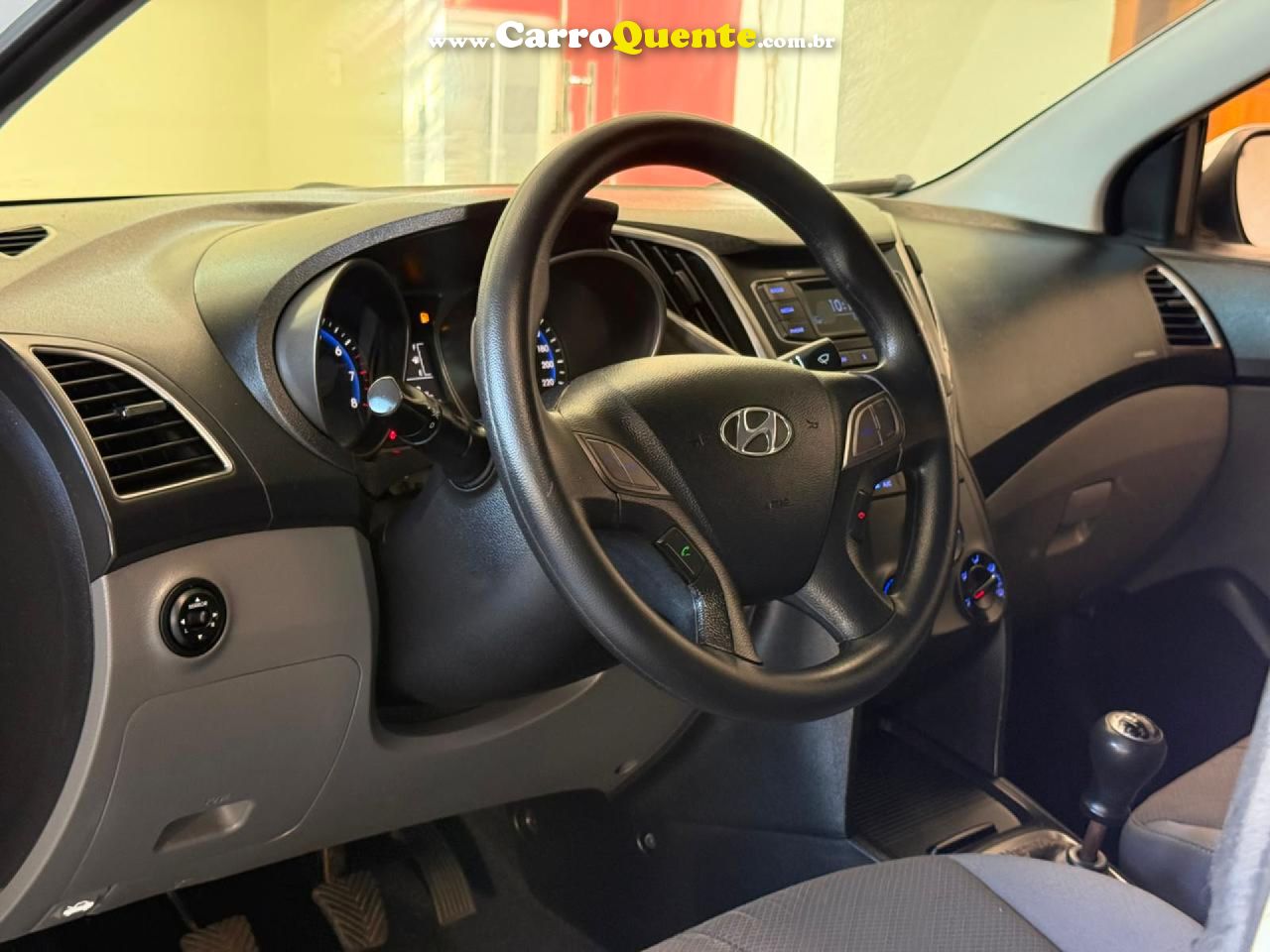 HYUNDAI   HB20S C.PLUSC.STYLE1.0 FLEX 12V MEC. 4P   BRANCO 2017 1.0 FLEX - Loja