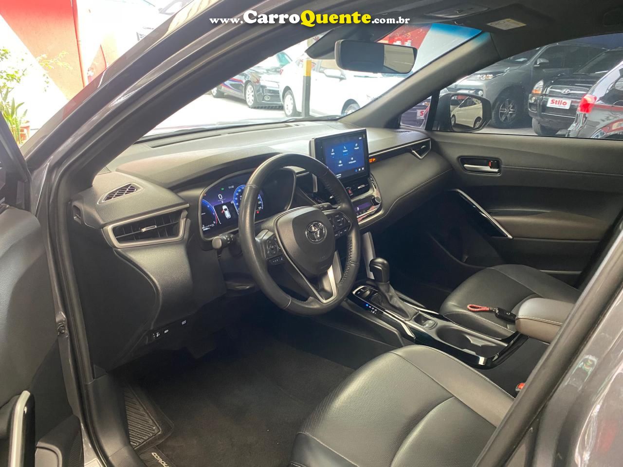 TOYOTA   COROLLA CROSS XRE 2.0 16V FLEX AUT.   CINZA 2025 2.0 FLEX - Loja