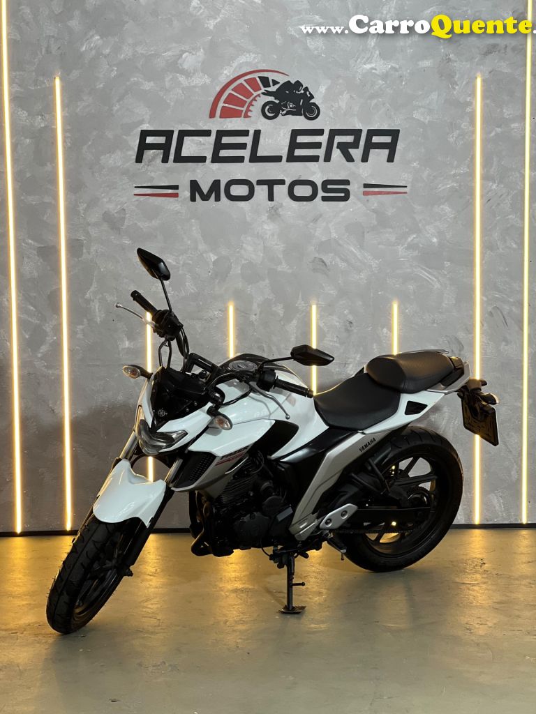 YAMAHA    FZ25 FAZER   BRANCO 2019 249 FLEX - Loja
