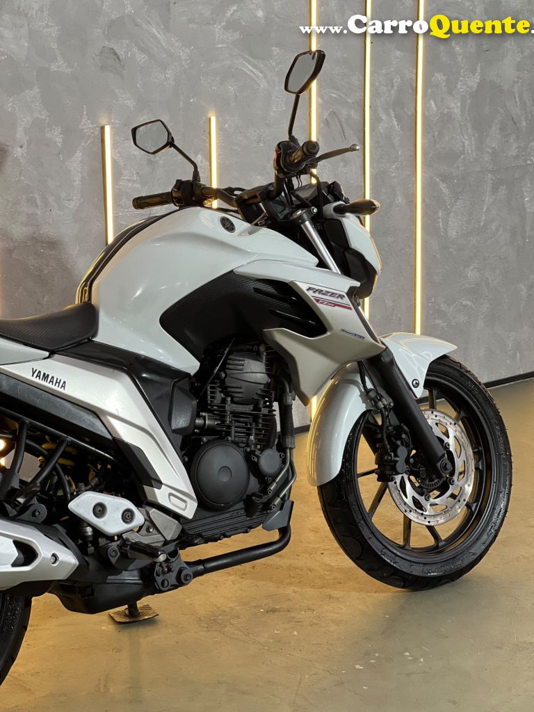 YAMAHA    FZ25 FAZER   BRANCO 2019 249 FLEX - Loja