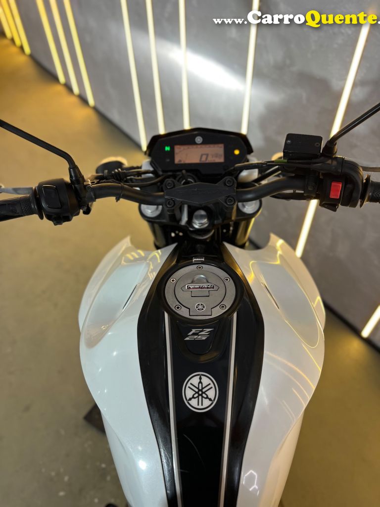 YAMAHA    FZ25 FAZER   BRANCO 2019 249 FLEX - Loja