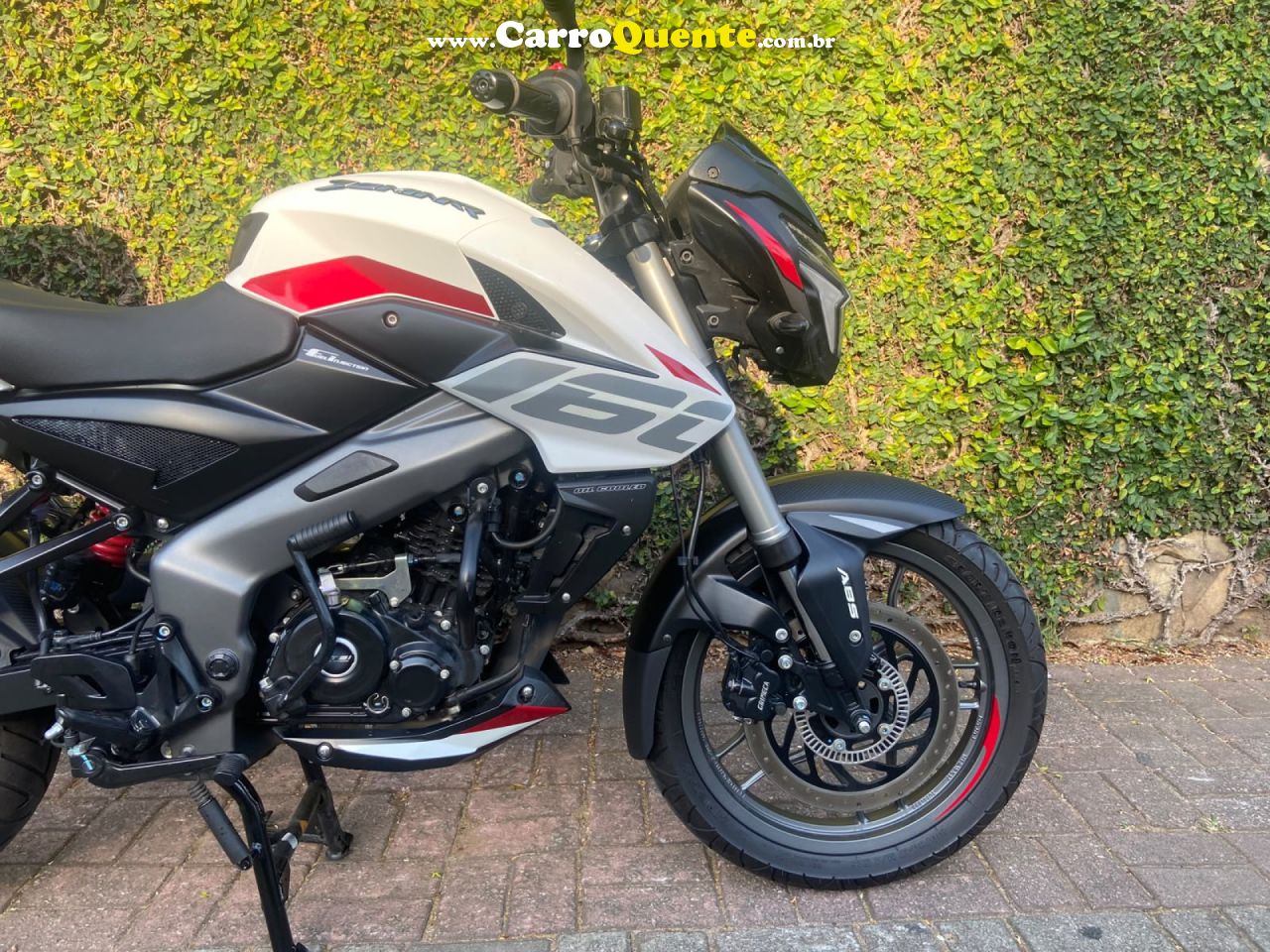 BAJAJ   DOMINAR 160   BRANCO 2026 160 GASOLINA - Loja