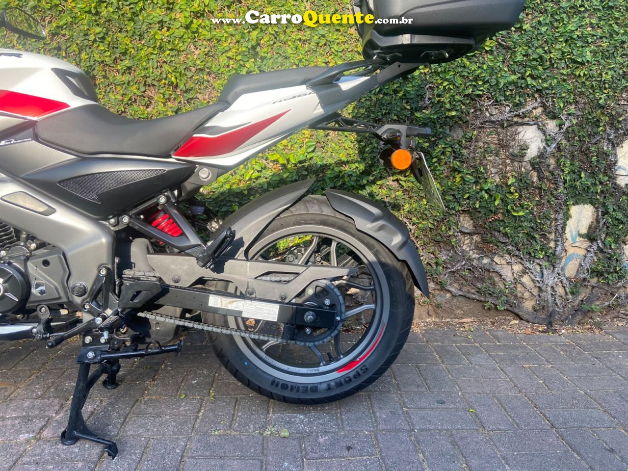 BAJAJ   DOMINAR 160   BRANCO 2026 160 GASOLINA - Loja