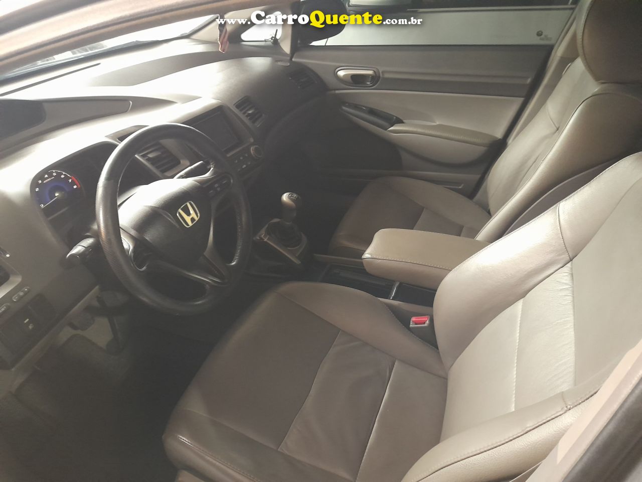 HONDA   CIVIC LXL   PRATA 2010 1.8 FLEX - Loja