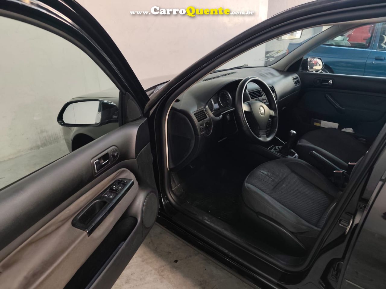 VOLKSWAGEN   GOLF 1.6 MI TOTAL FLEX 8V 4P   PRETO 2011 1.6 FLEX - Loja