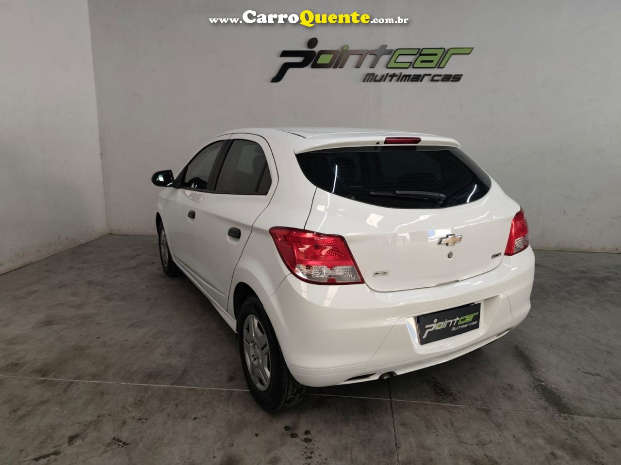 CHEVROLET   ONIX HATCH LS 1.0 8V FLEXPOWER 5P MEC.   BRANCO 2015 1.0 FLEX - Loja