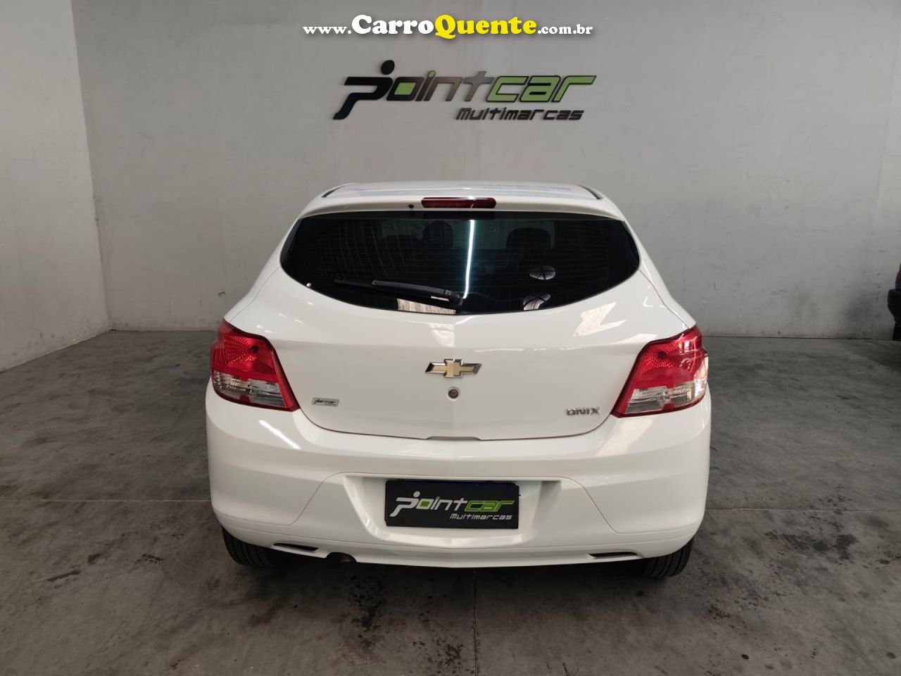 CHEVROLET   ONIX HATCH LS 1.0 8V FLEXPOWER 5P MEC.   BRANCO 2015 1.0 FLEX - Loja