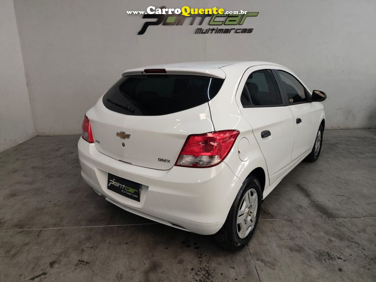CHEVROLET   ONIX HATCH LS 1.0 8V FLEXPOWER 5P MEC.   BRANCO 2015 1.0 FLEX - Loja