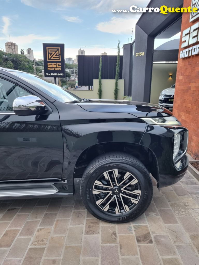 MITSUBISHI   PAJERO SPORT HPE 2.4 4X4 DIESEL AUT.   PRETO 2021 2.4 DIESEL - Loja