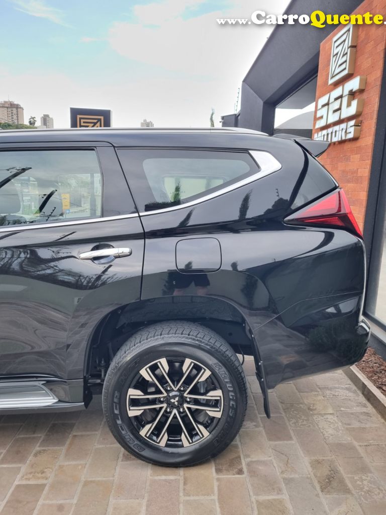 MITSUBISHI   PAJERO SPORT HPE 2.4 4X4 DIESEL AUT.   PRETO 2021 2.4 DIESEL - Loja