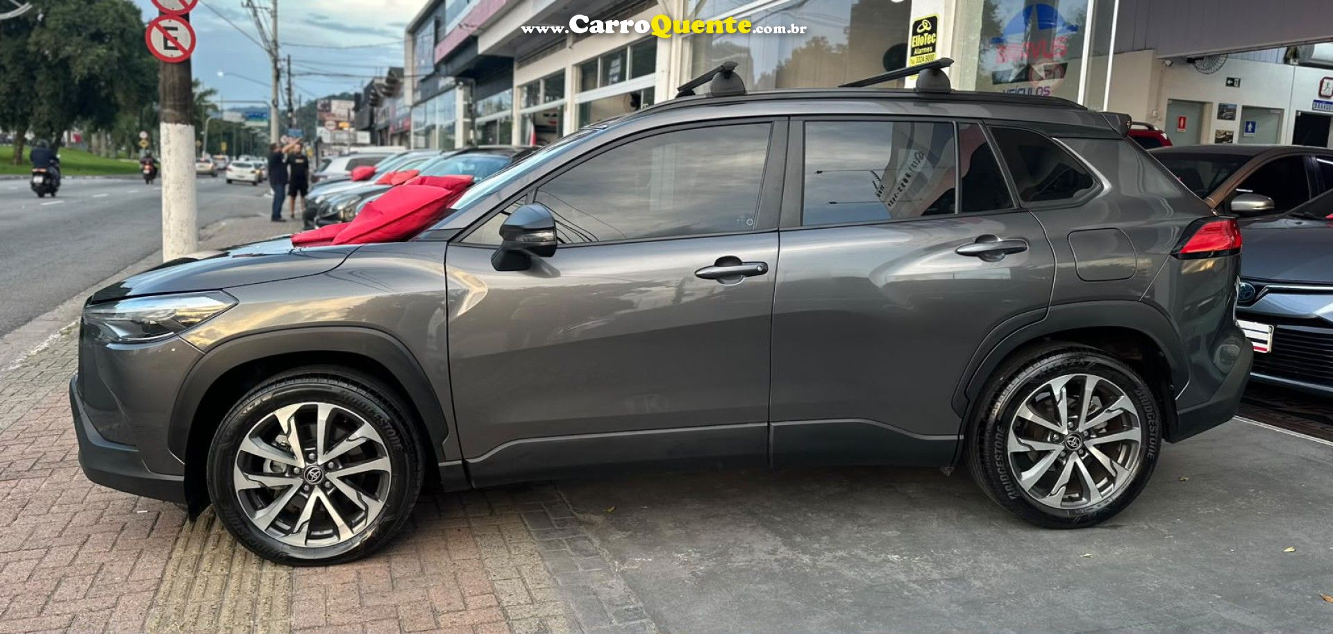 TOYOTA   COROLLA CROSS XRE 2.0 16V FLEX AUT.   CINZA 2022 2.0 FLEX - Loja