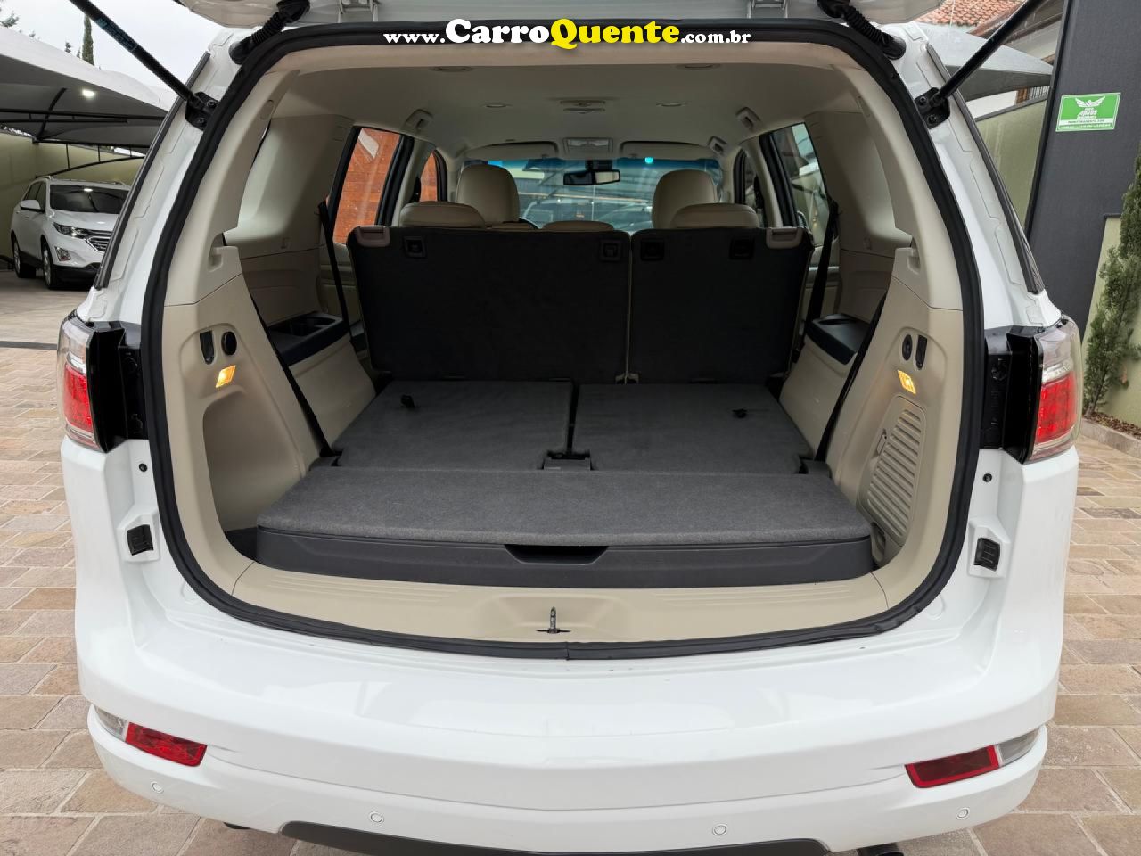 CHEVROLET   TRAILBLAZER LTZ 3.6 V6  AUT.   BRANCO 2013 3.6 GASOLINA - Loja