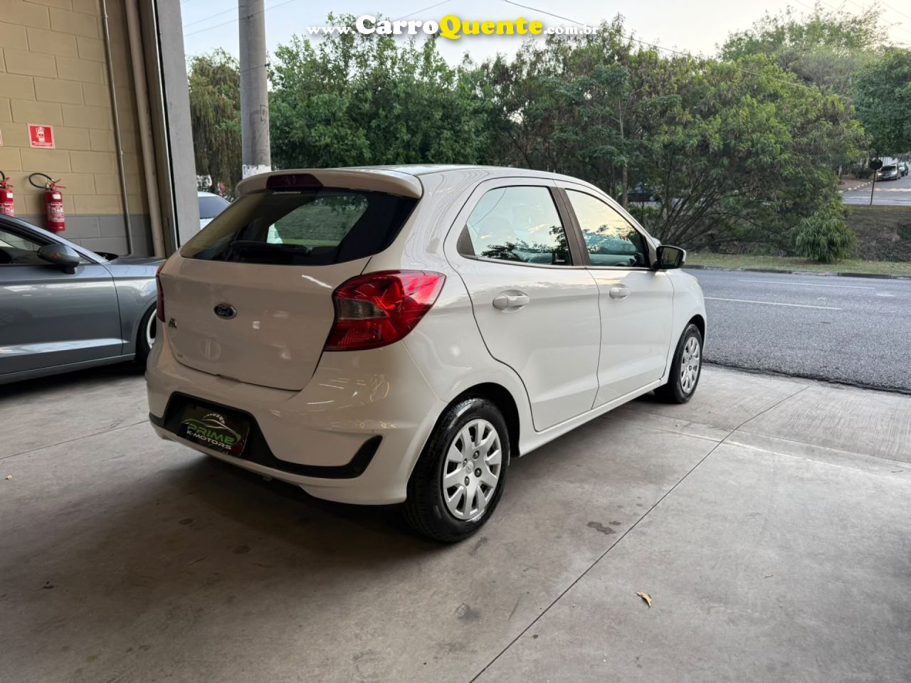 FORD   KA 1.0 SESE PLUS TIVCT FLEX 5P   BRANCO 2019 1.0 FLEX - Loja