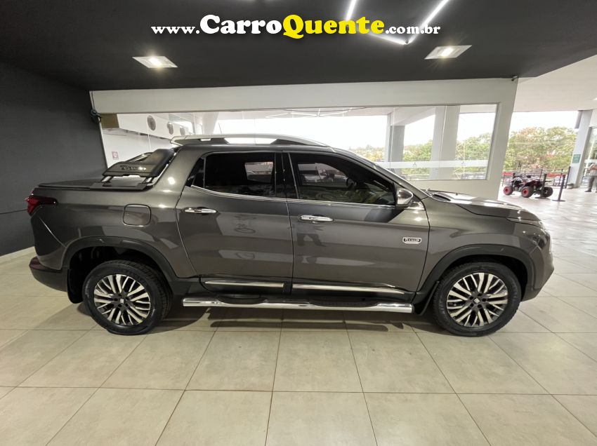 Fiat TORO 2.2 TURBO DIESEL RANCH 4WD AT9 - Loja