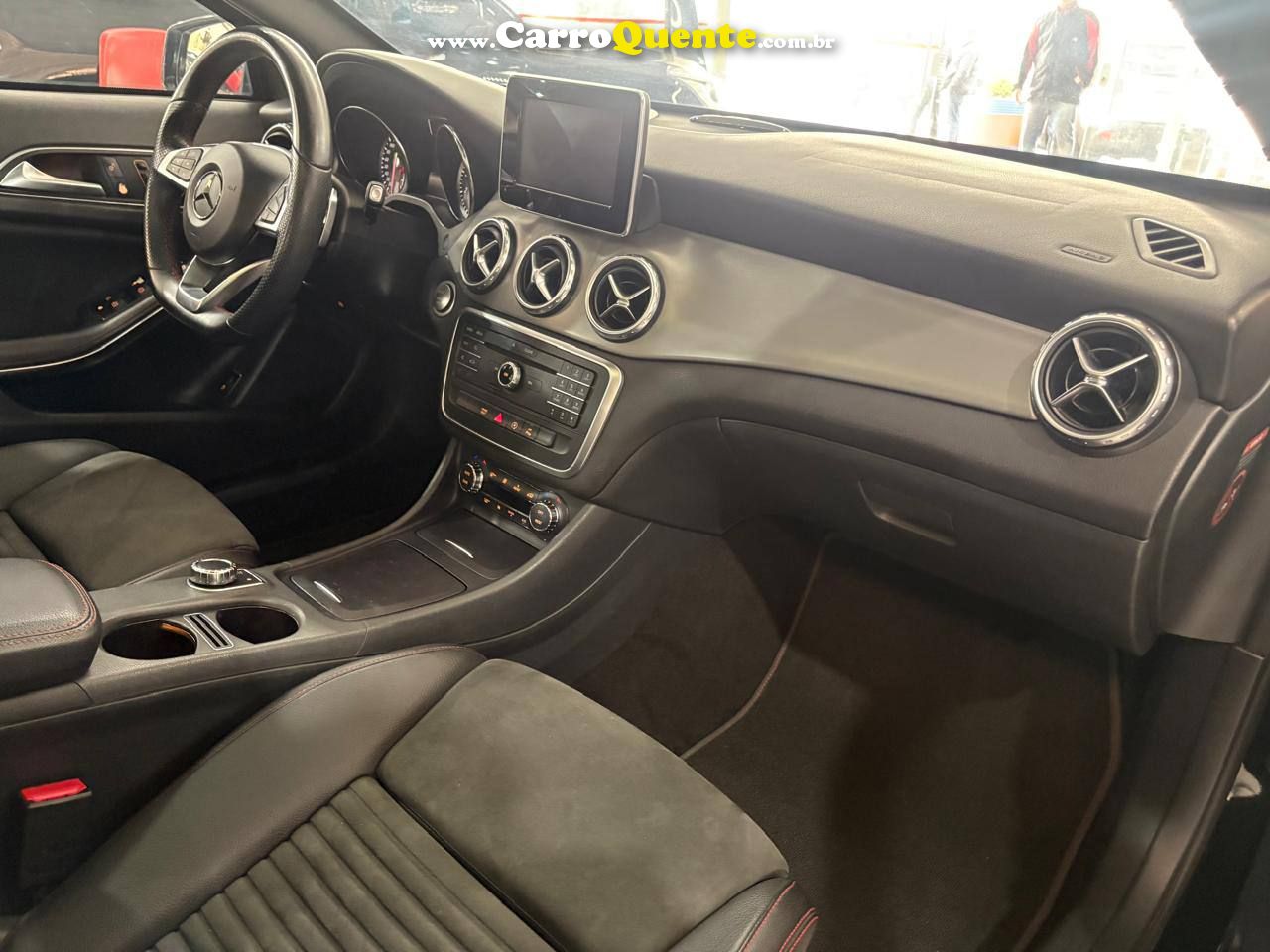MERCEDES-BENZ GLA 250 2.0 16V TURBO SPORT 2016 - Loja