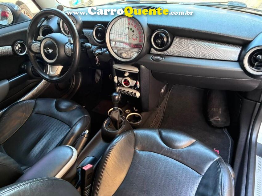 Mini COOPER 1.6 S 16V TURBO GASOLINA 2P AUTOMÁTICO - Loja