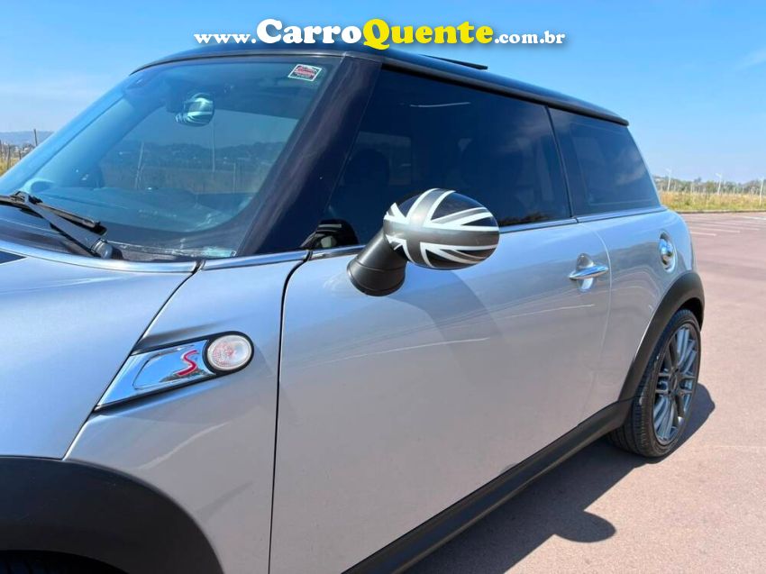 Mini COOPER 1.6 S 16V TURBO GASOLINA 2P AUTOMÁTICO - Loja