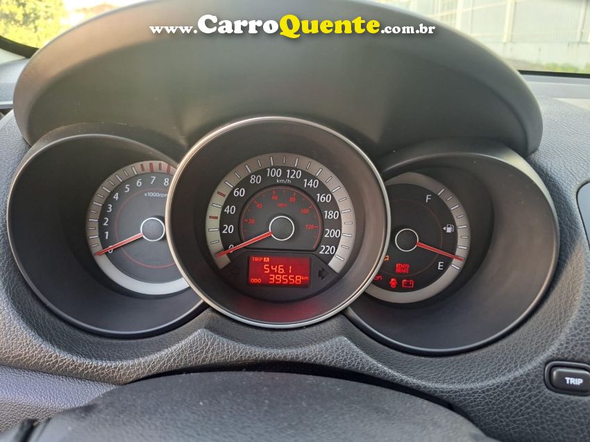KIA CERATO 1.6 E.213 SEDAN 16V GASOLINA 4P MANUAL - Loja
