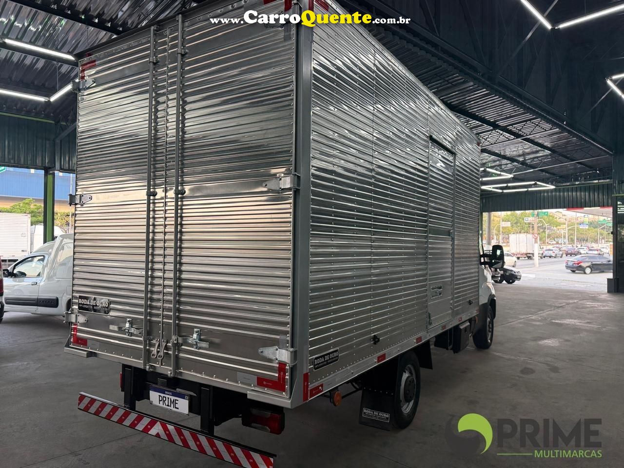 IVECO DAILY 3.0 TURBO 35-160 CHASSI CS 2022 - Loja