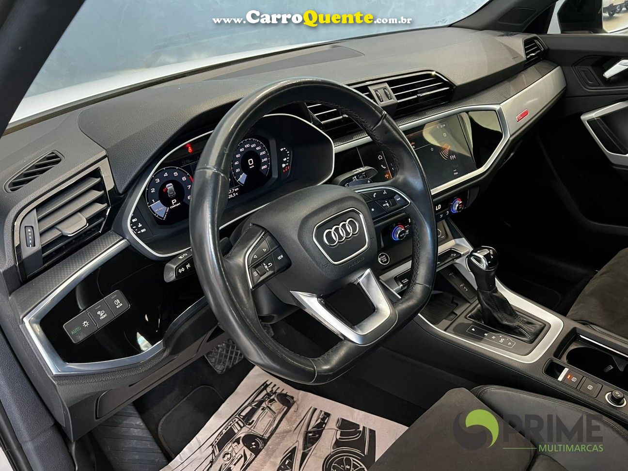 AUDI Q3 1.4 35 TFSI BLACK 2021 - Loja