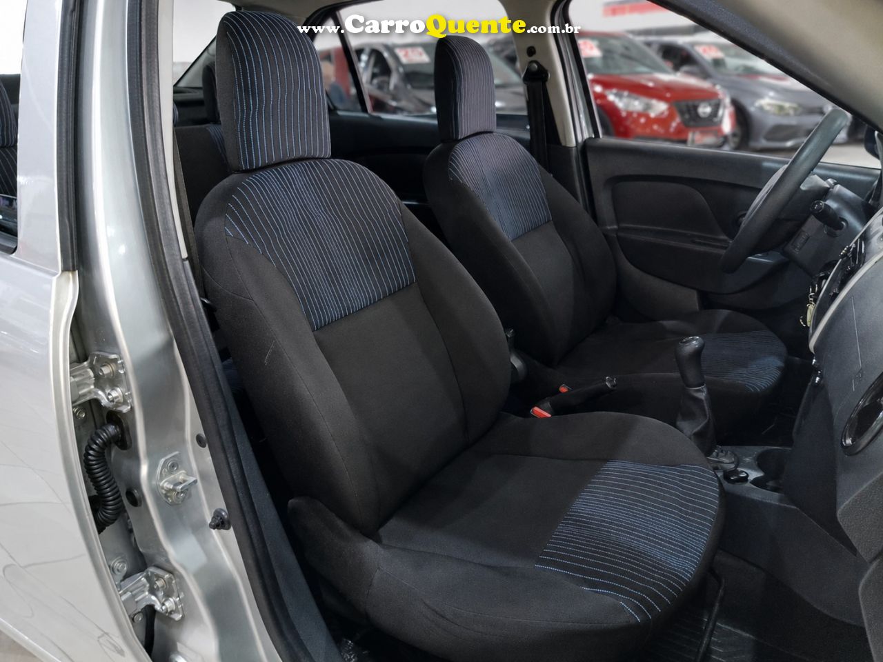 RENAULT LOGAN 1.0 12V SCE AUTHENTIQUE 2018 - Loja
