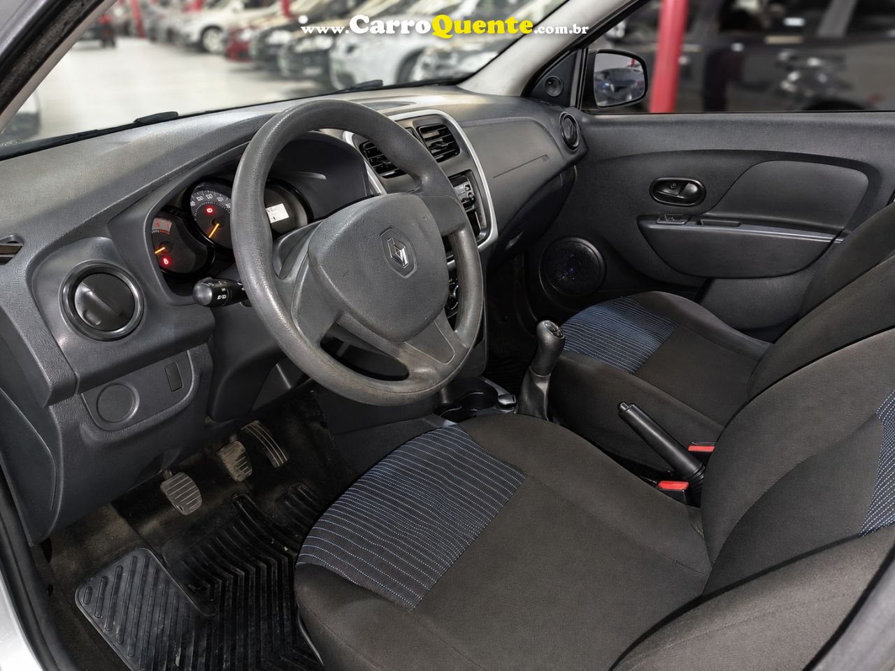 RENAULT LOGAN 1.0 12V SCE AUTHENTIQUE 2018 - Loja