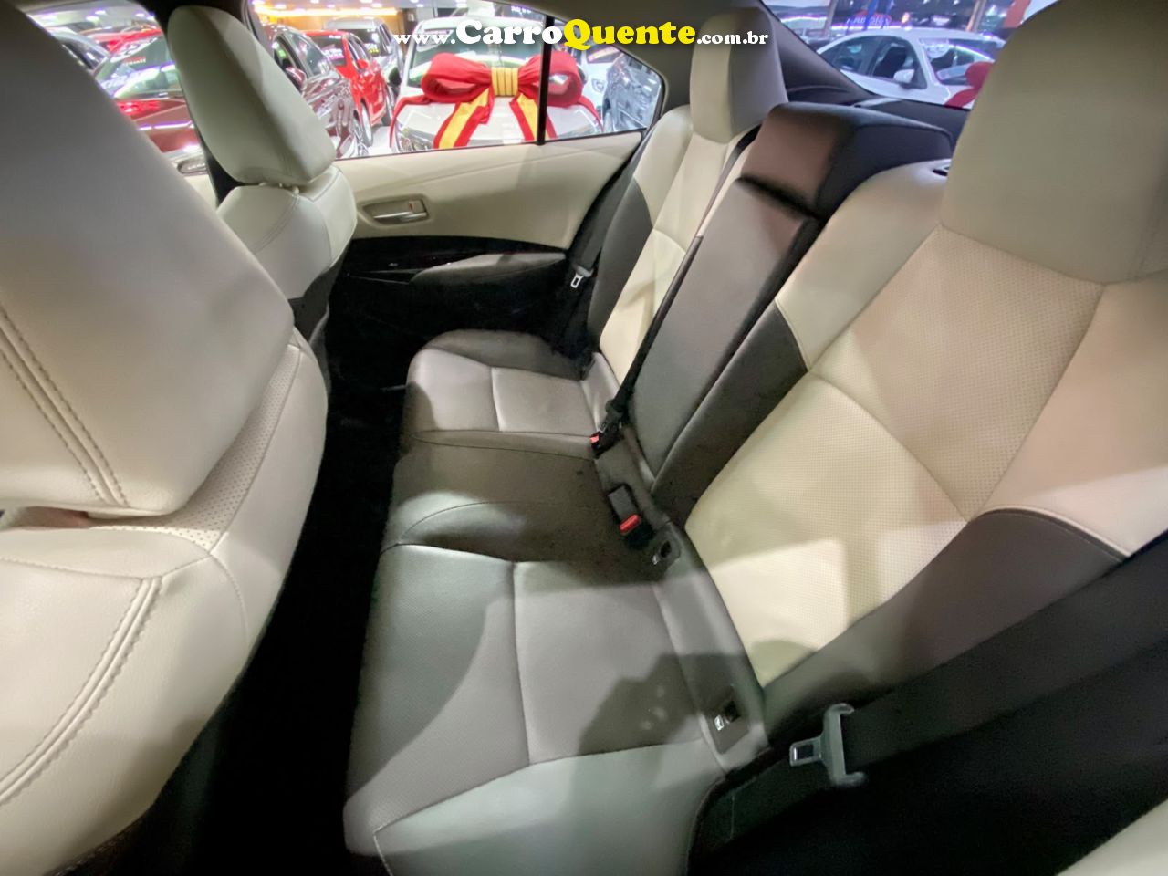 TOYOTA COROLLA 1.8 VVT-I ALTIS PREMIUM HIBRIDO 2022 - Loja
