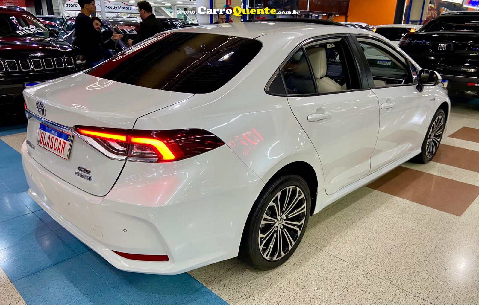 TOYOTA COROLLA 1.8 VVT-I ALTIS PREMIUM HIBRIDO 2022 - Loja