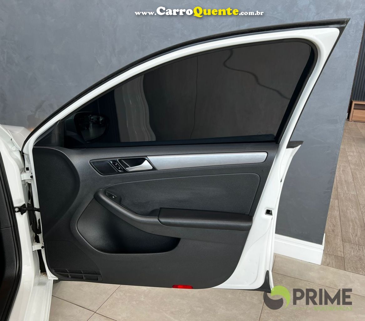 VOLKSWAGEN JETTA 1.4 16V TSI COMFORTLINE 2018 - Loja