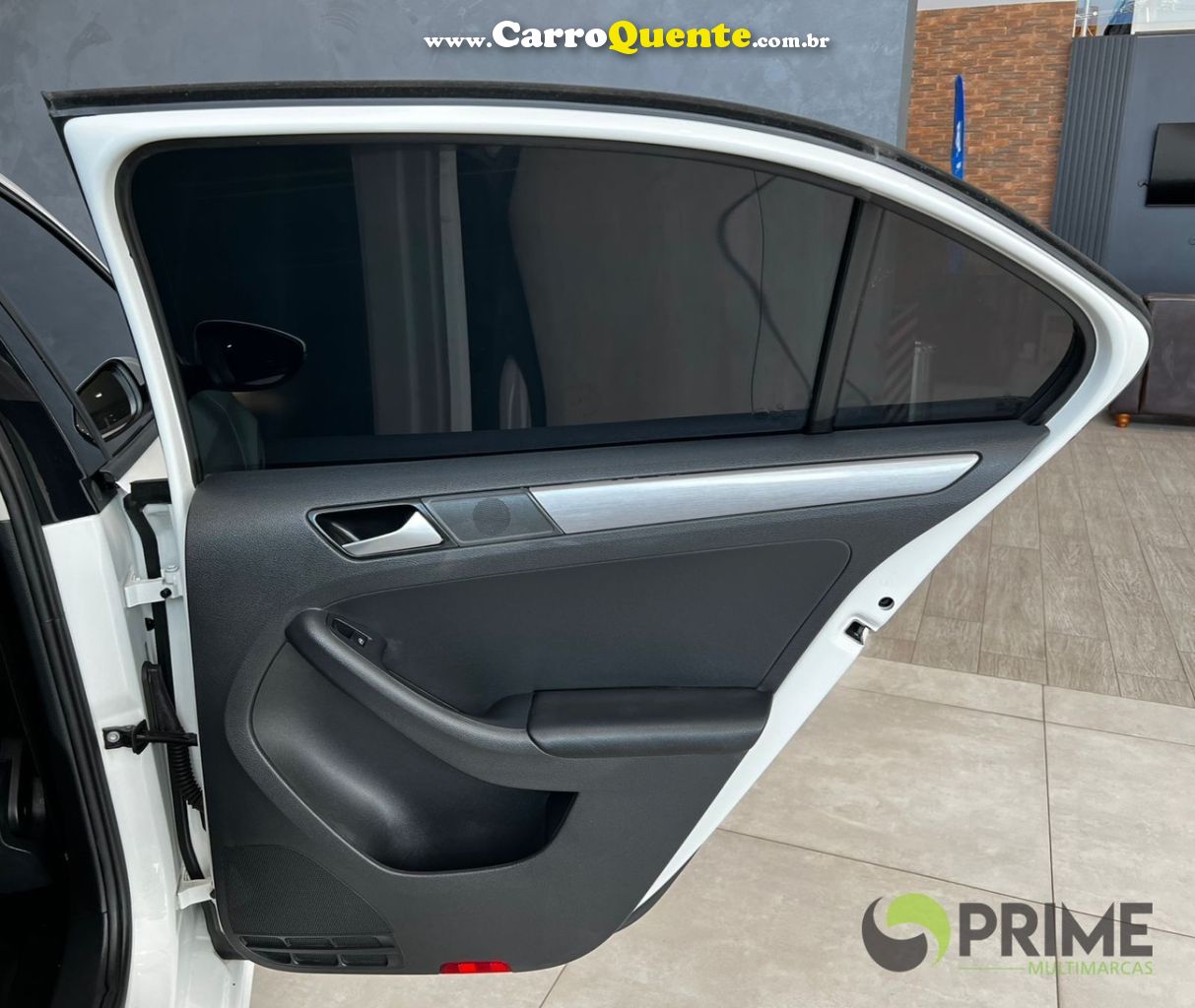 VOLKSWAGEN JETTA 1.4 16V TSI COMFORTLINE 2018 - Loja