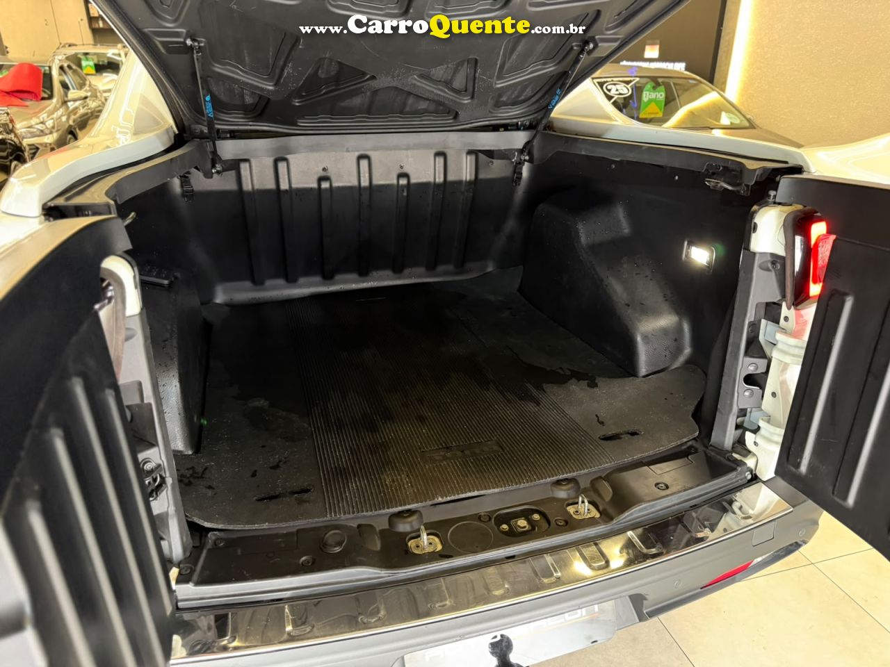 FIAT TORO 2.0 16V TURBO ULTRA 4WD 2022 - Loja
