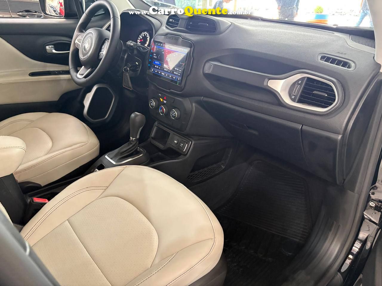 RENEGADE 1.8 AUT. C/ INTERIOR CARAMELO 2020 - Loja
