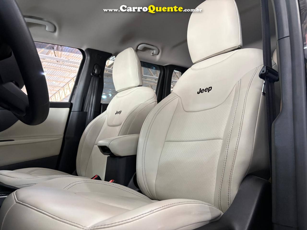 RENEGADE 1.8 AUT. C/ INTERIOR CARAMELO 2020 - Loja