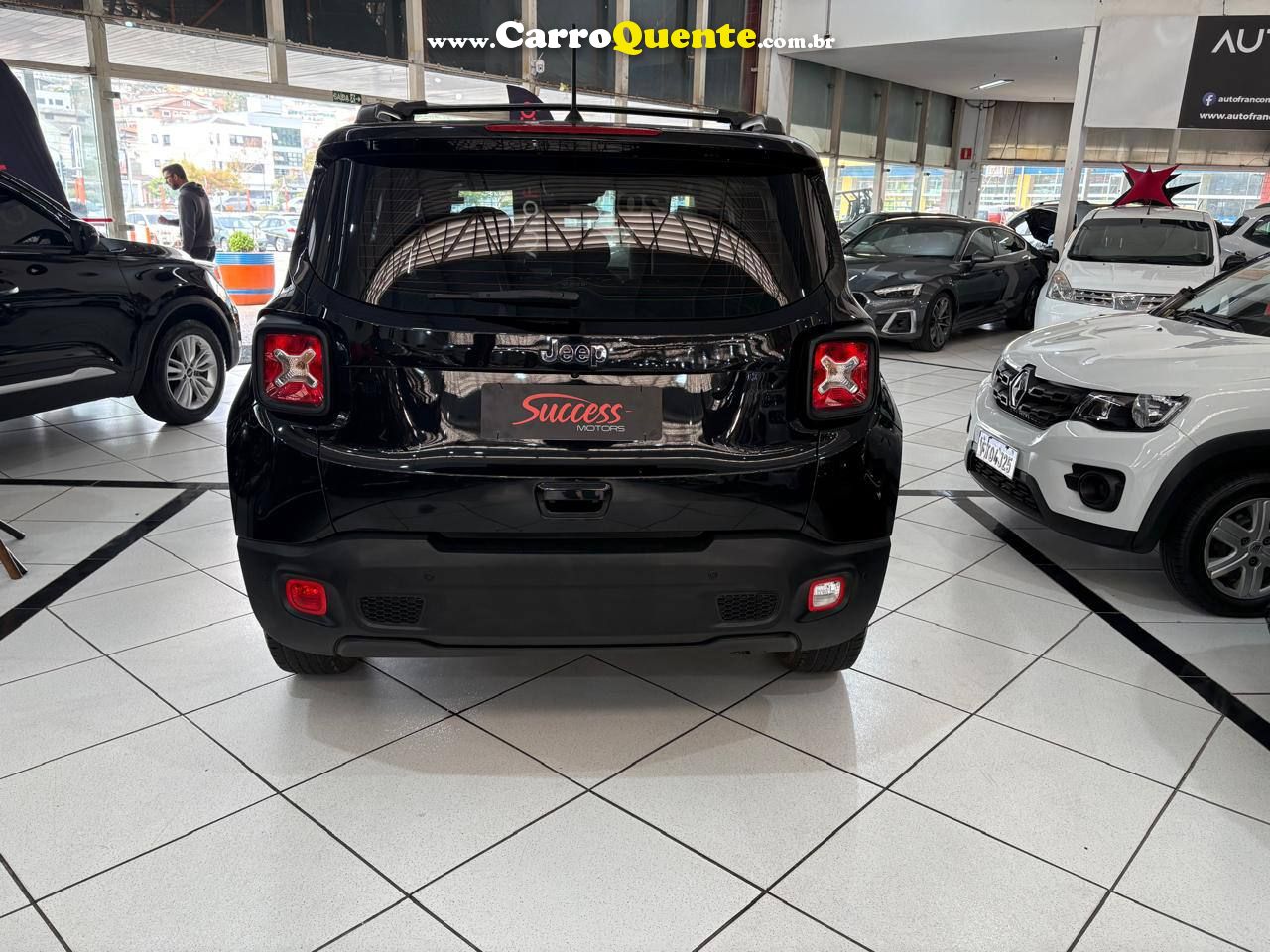 RENEGADE 1.8 AUT. C/ INTERIOR CARAMELO 2020 - Loja