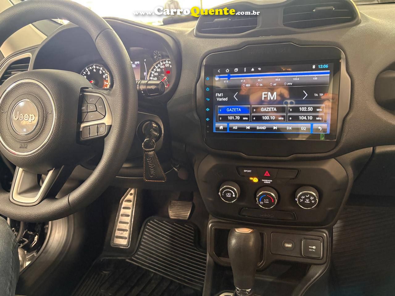 RENEGADE 1.8 AUT. C/ INTERIOR CARAMELO 2020 - Loja