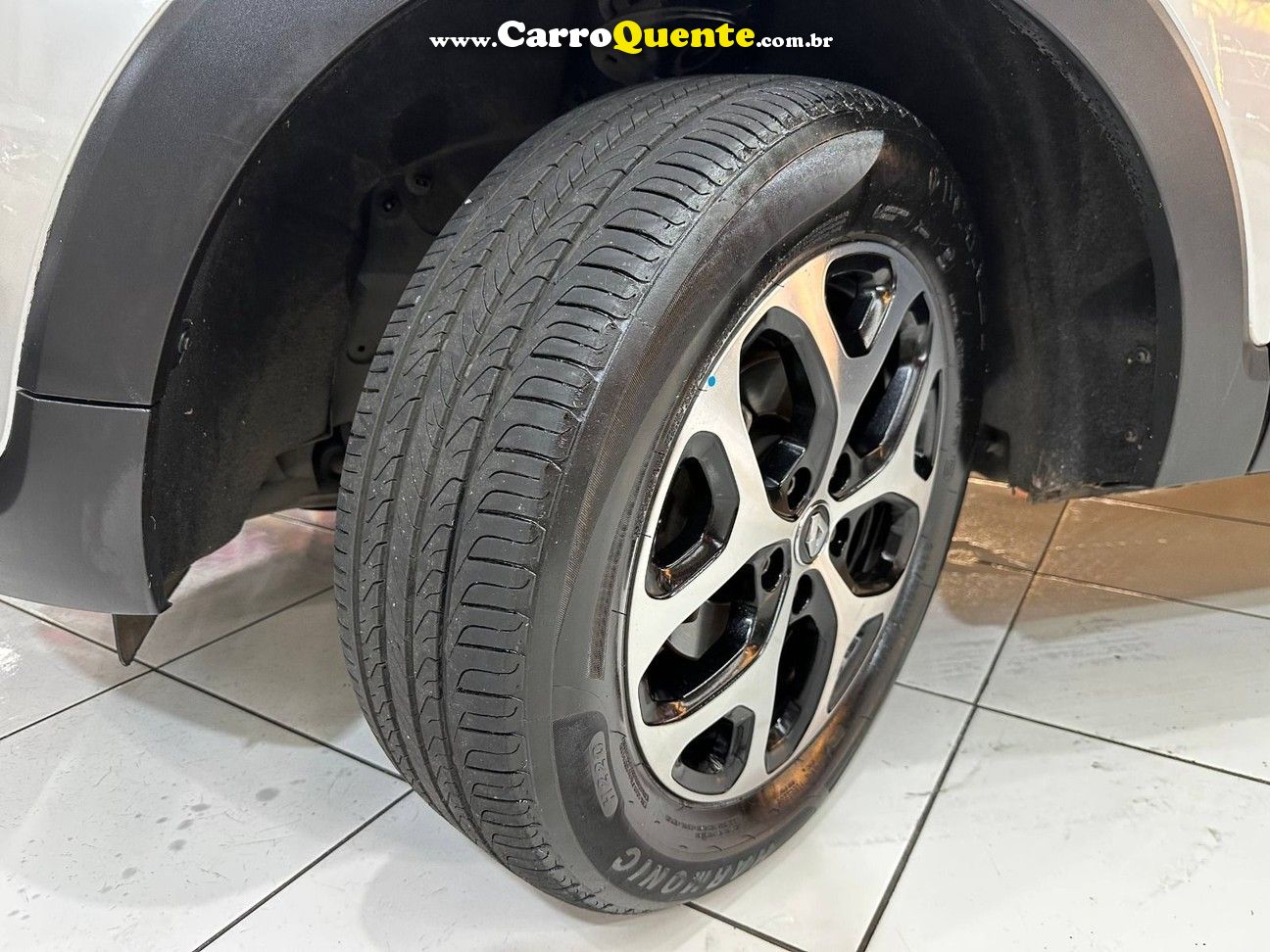 RENAULT CAPTUR 2.0 16V INTENSE 2018 - Loja