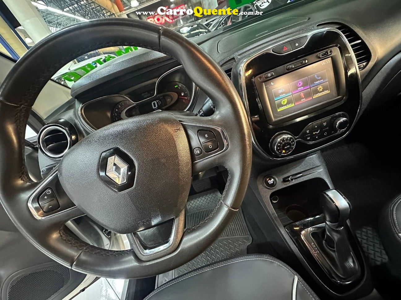 RENAULT CAPTUR 2.0 16V INTENSE 2018 - Loja