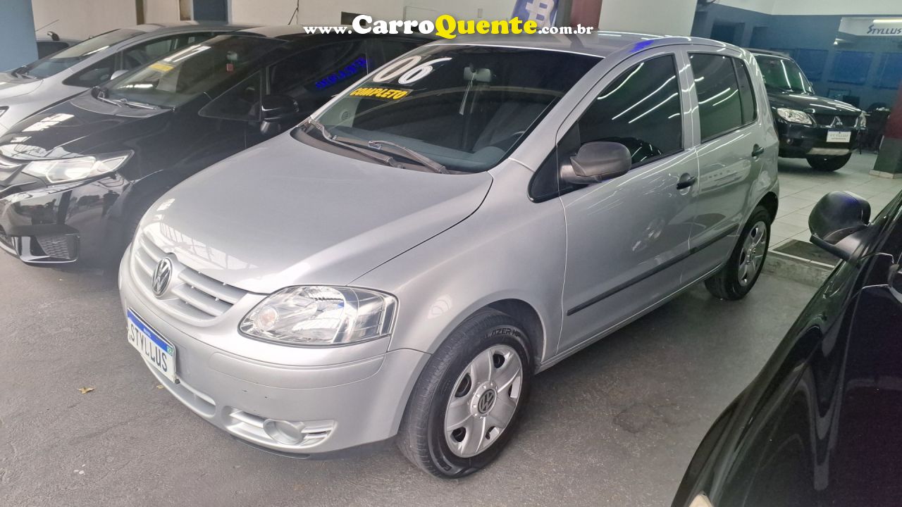 VOLKSWAGEN   FOX PLUS 1.6MI 1.6MI TOTAL FLEX 8V 4P   PRATA 2006 1.6 FLEX - Loja