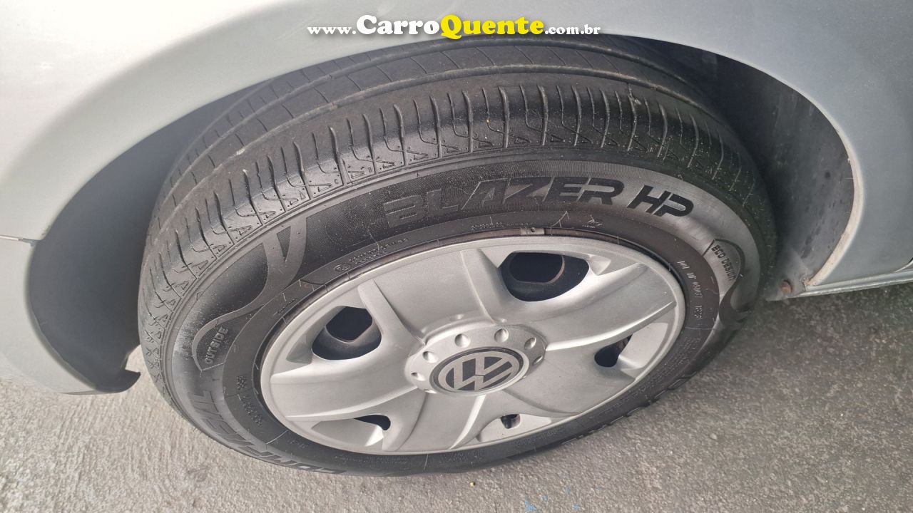 VOLKSWAGEN   FOX PLUS 1.6MI 1.6MI TOTAL FLEX 8V 4P   PRATA 2006 1.6 FLEX - Loja