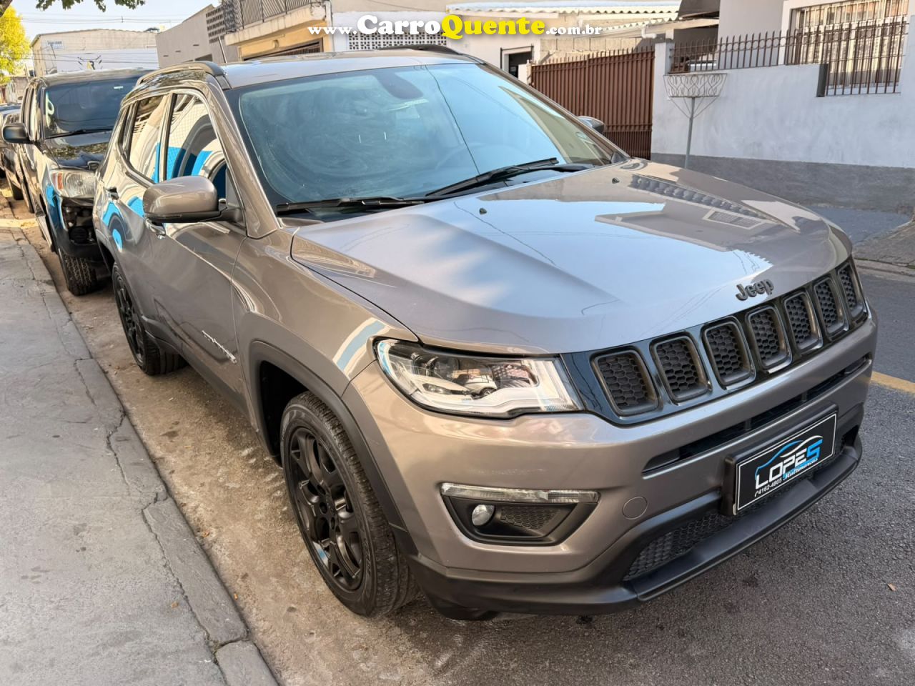 JEEP   COMPASS LONGITUDE 2.0 4X2 FLEX 16V AUT.   CINZA 2021 2.0 FLEX - Loja