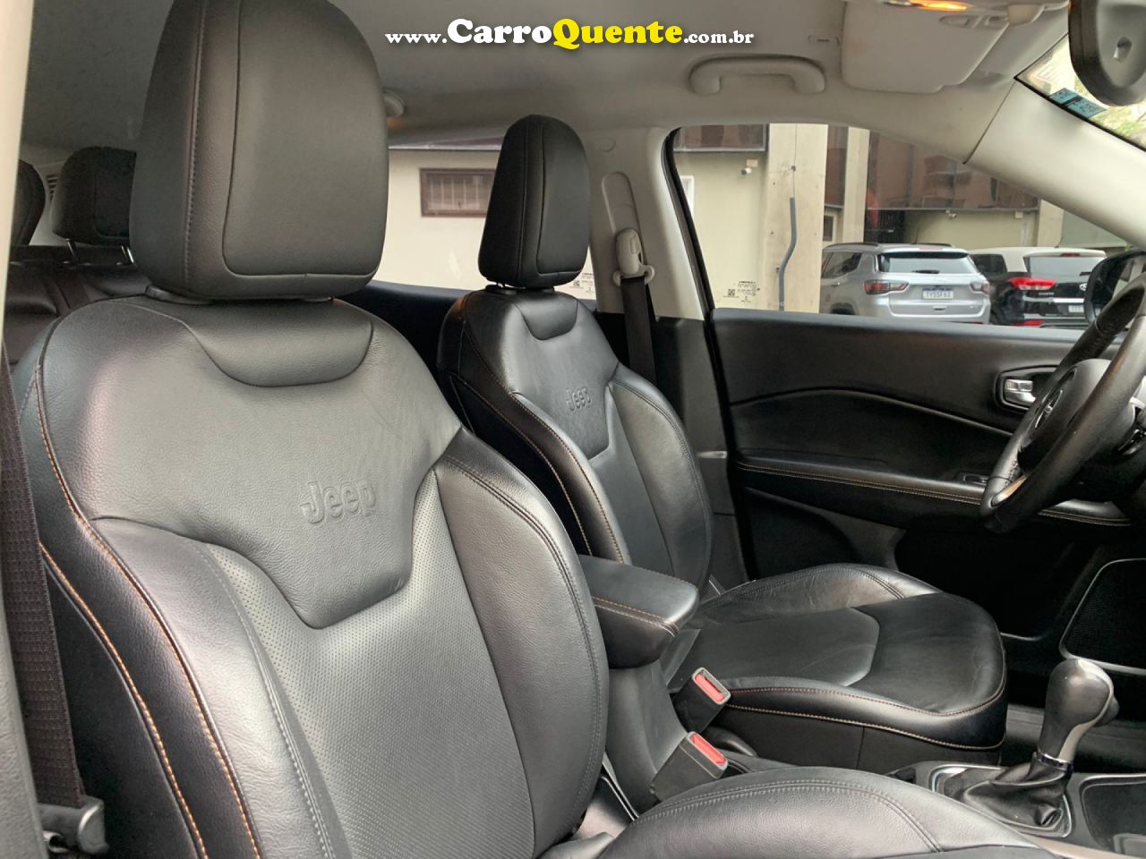 JEEP   COMPASS LONGITUDE 2.0 4X2 FLEX 16V AUT.   CINZA 2017 2.0 FLEX - Loja