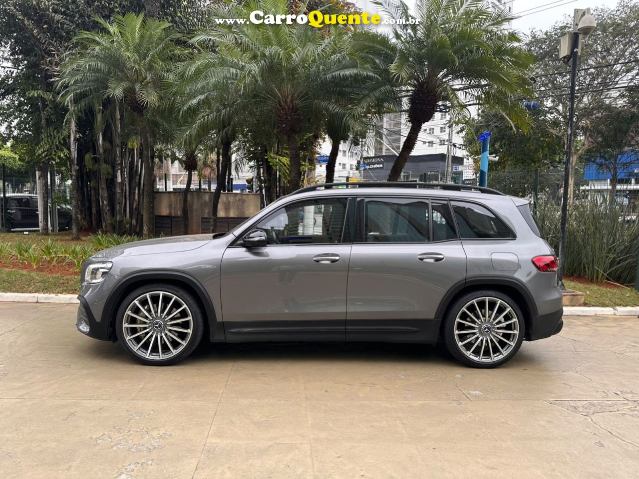 MERCEDES-BENZ   2.0 CGI GASOLINA 4MATIC SPEEDSHIFT   CINZA 2022 2.0 GASOLINA - Loja