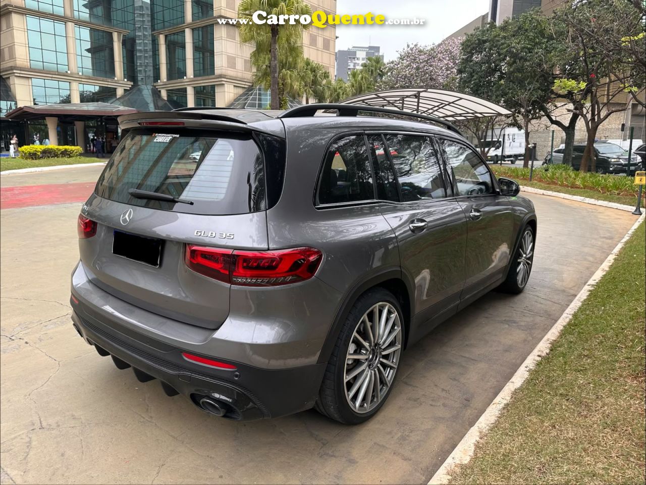 MERCEDES-BENZ   2.0 CGI GASOLINA 4MATIC SPEEDSHIFT   CINZA 2022 2.0 GASOLINA - Loja
