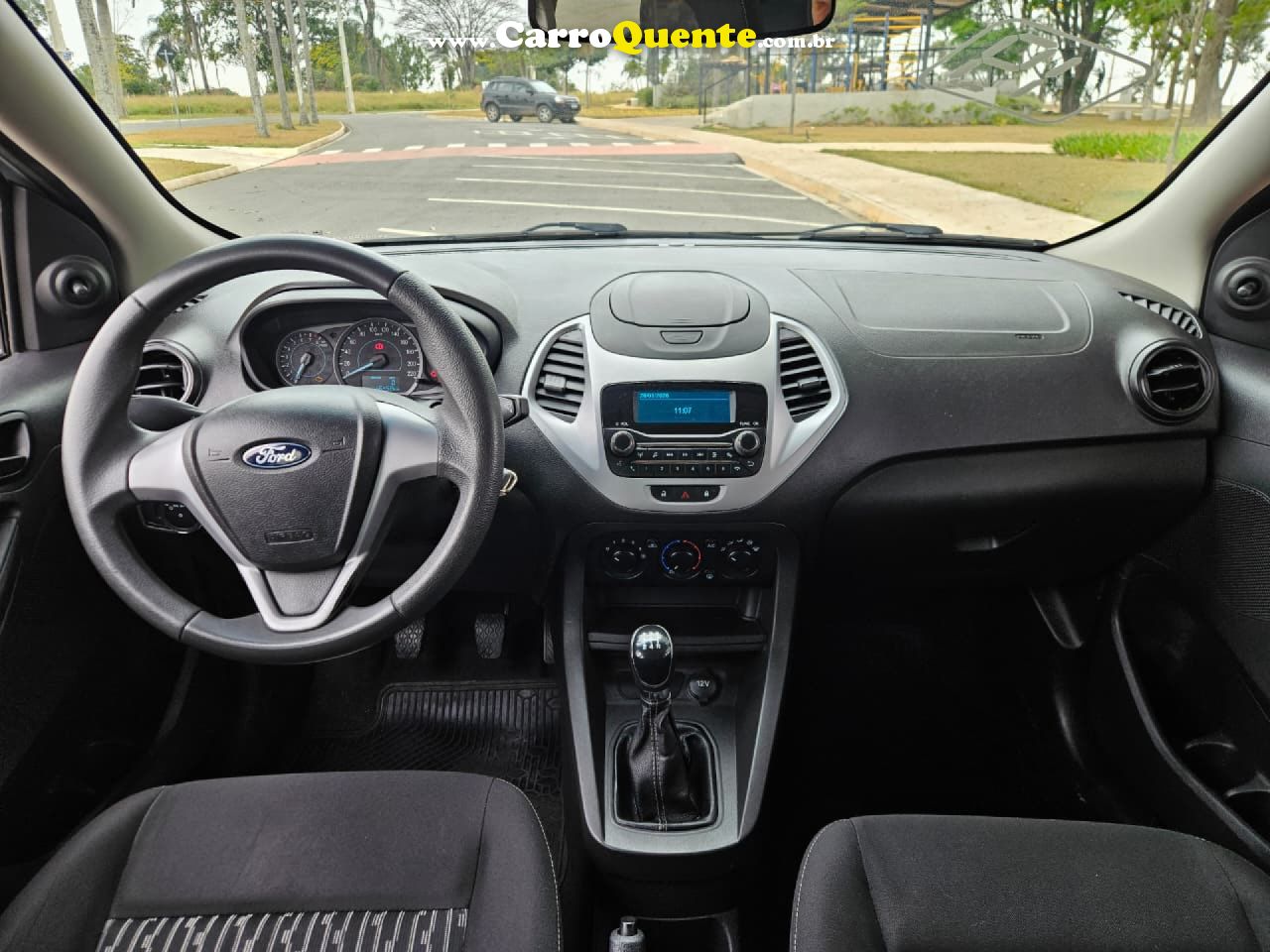FORD   KA 1.0 SESE PLUS TIVCT FLEX 5P   BRANCO 2019 1.0 FLEX - Loja