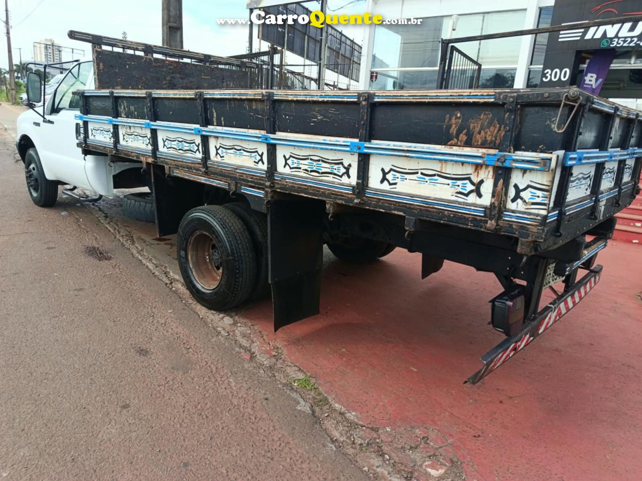 FORD   F-4000 TURBO CUMMINS 2P (DIESEL)   BRANCO 2003 3.9 GASOLINA - Loja