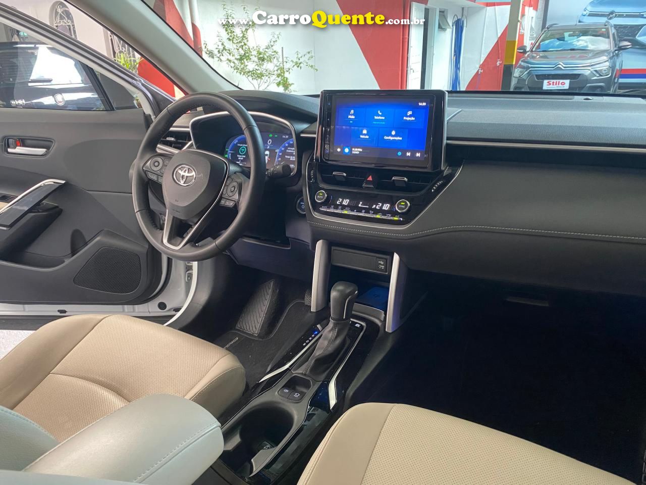 TOYOTA   COROLLA CROSS XRX 1.8 16V AUT.(HYBRID)   BRANCO 2025 1.8 FLEX E ELÉTRICO - Loja