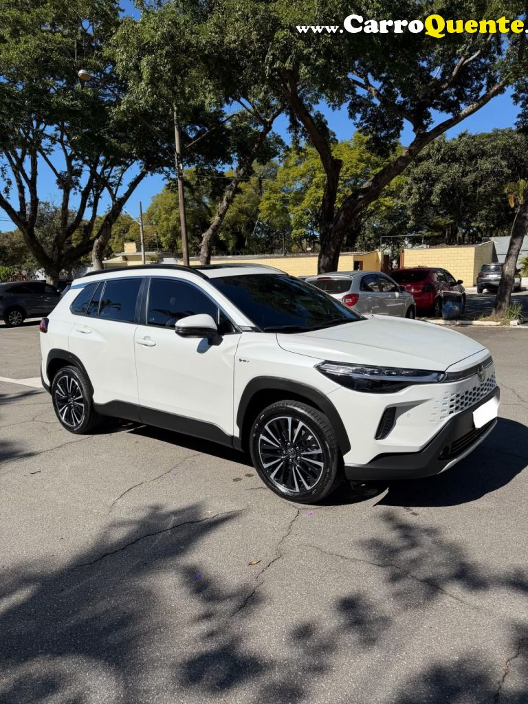 TOYOTA   COROLLA CROSS XRX 1.8 16V AUT.(HYBRID)   BRANCO 2025 1.8 FLEX E ELÉTRICO - Loja