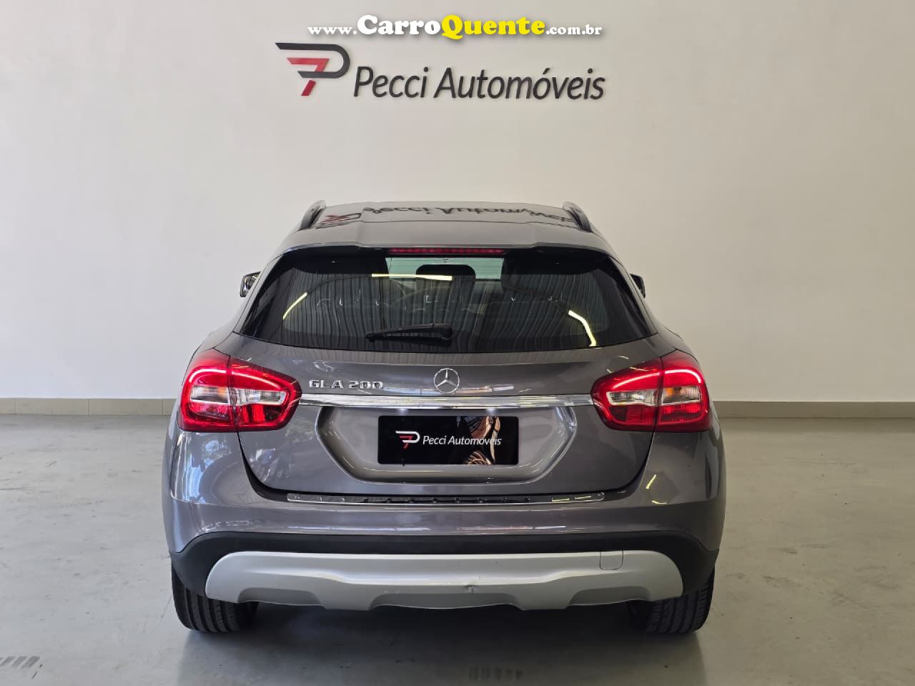 MERCEDES-BENZ   GLA 200 STYLE 1.6 TB 16VFLEX AUT.   CINZA 2015 1.6 GASOLINA - Loja