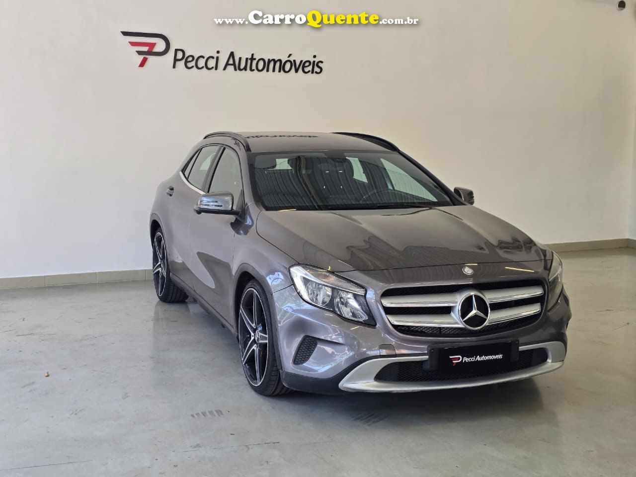 MERCEDES-BENZ   GLA 200 STYLE 1.6 TB 16VFLEX AUT.   CINZA 2015 1.6 GASOLINA - Loja