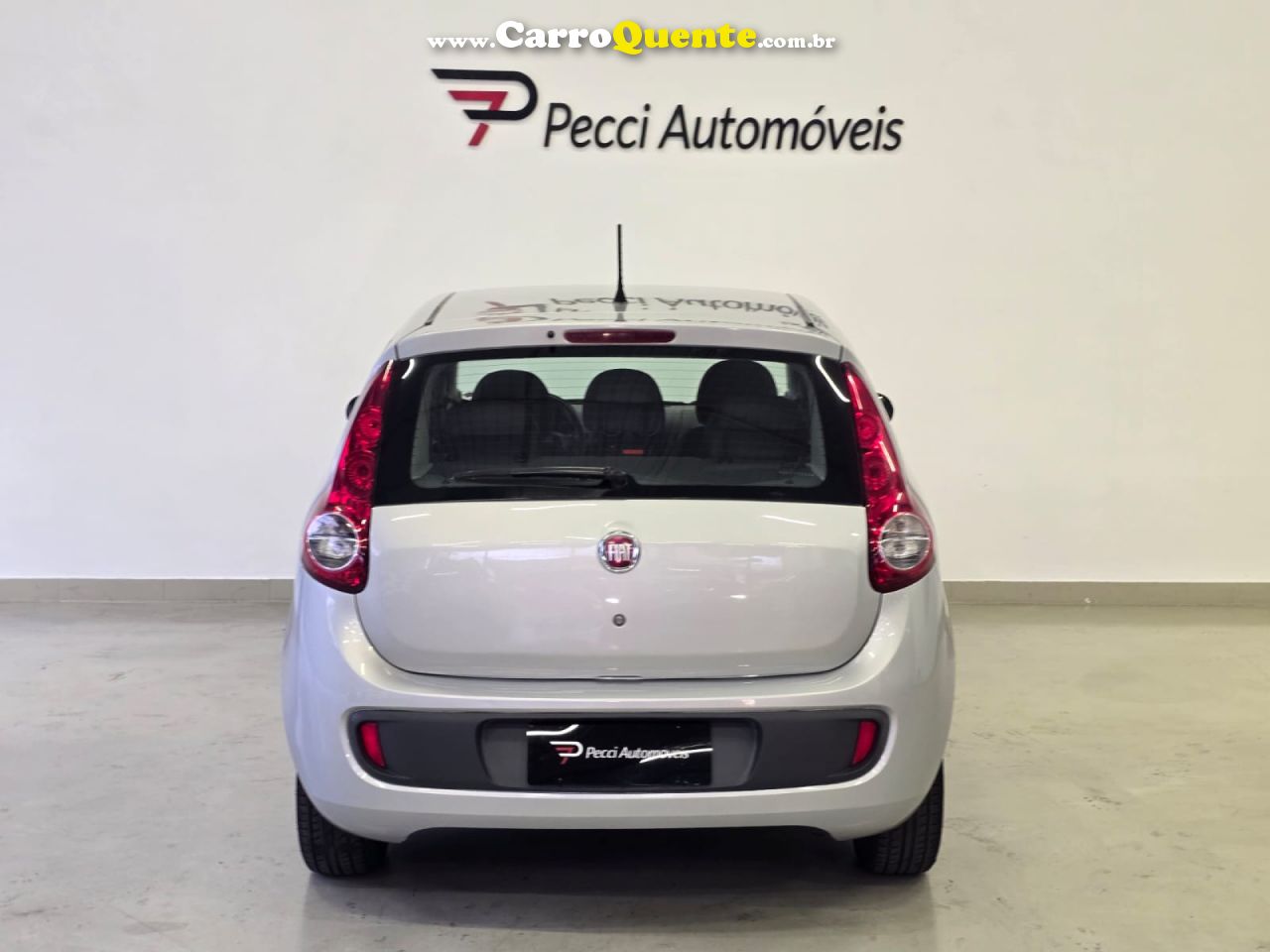 FIAT   PALIO ATTRA.ITÁLIA 1.4 EVO F.FLEX 8V 5P   PRATA 2013 1.4 GASOLINA - Loja